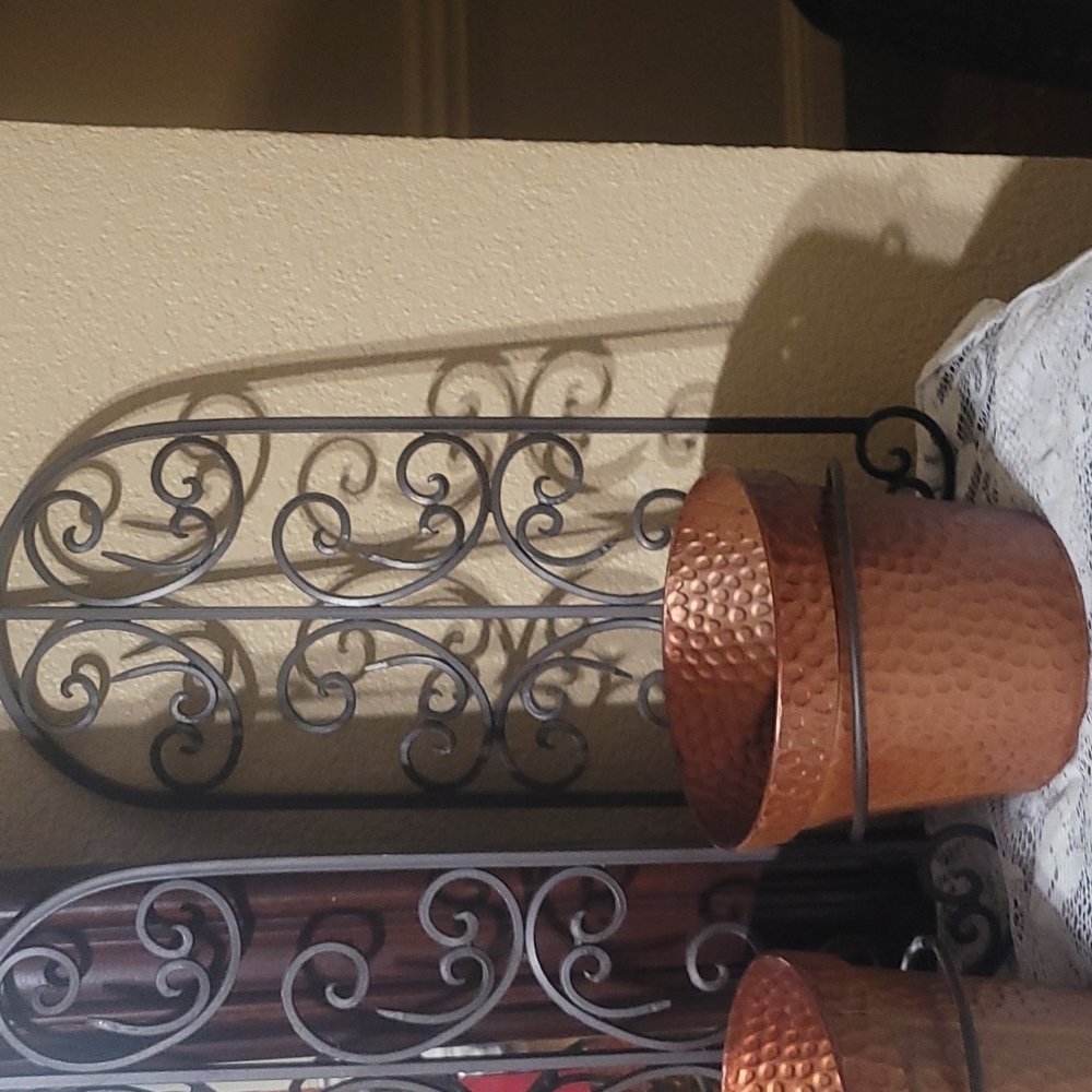 Home interiors - Picture 2 of 4